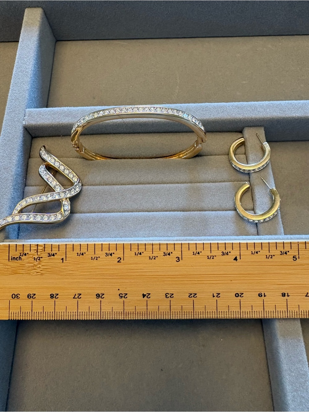 Swarovski bracelet, earring and brioche set